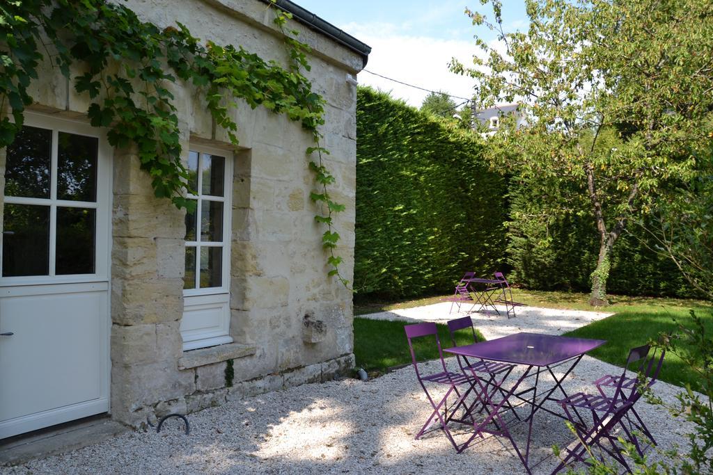 Le Pavillon De La Lanterne Villa Rochecorbon Exteriör bild
